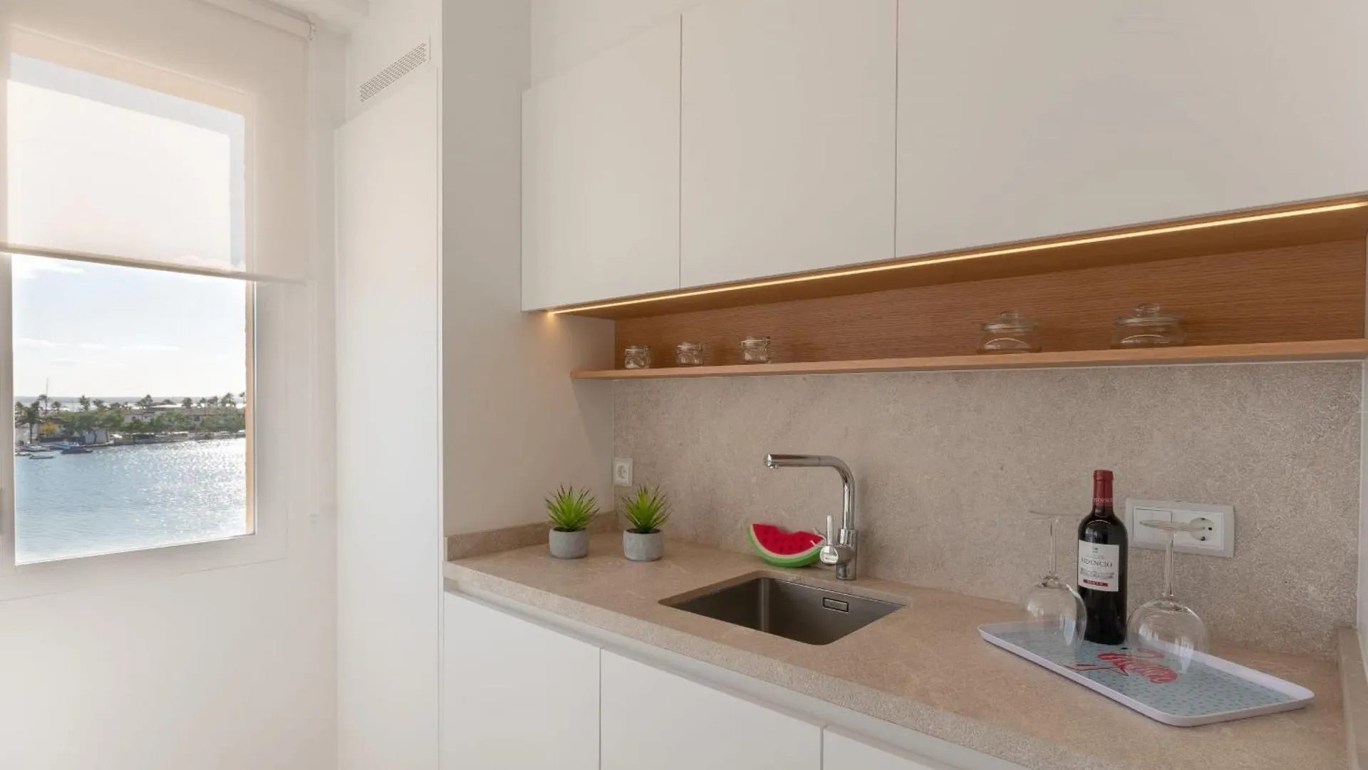 First Line Apartment Alcudia